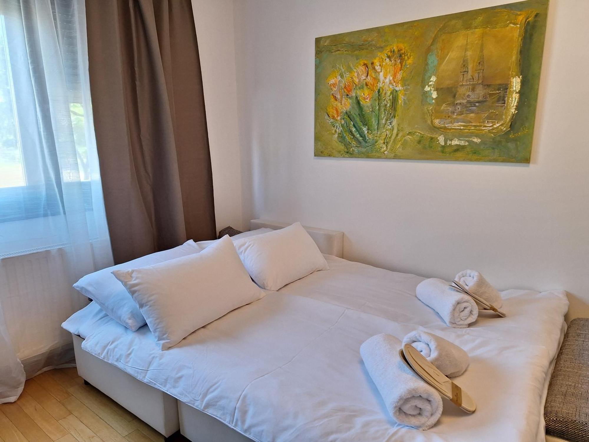 Apartman Lory, Zagreb, Downtown, With Own Parking In The Garage Zewnętrze zdjęcie