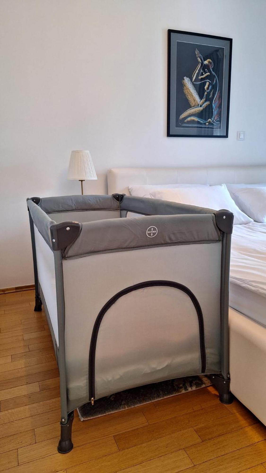 Apartman Lory, Zagreb, Downtown, With Own Parking In The Garage Zewnętrze zdjęcie