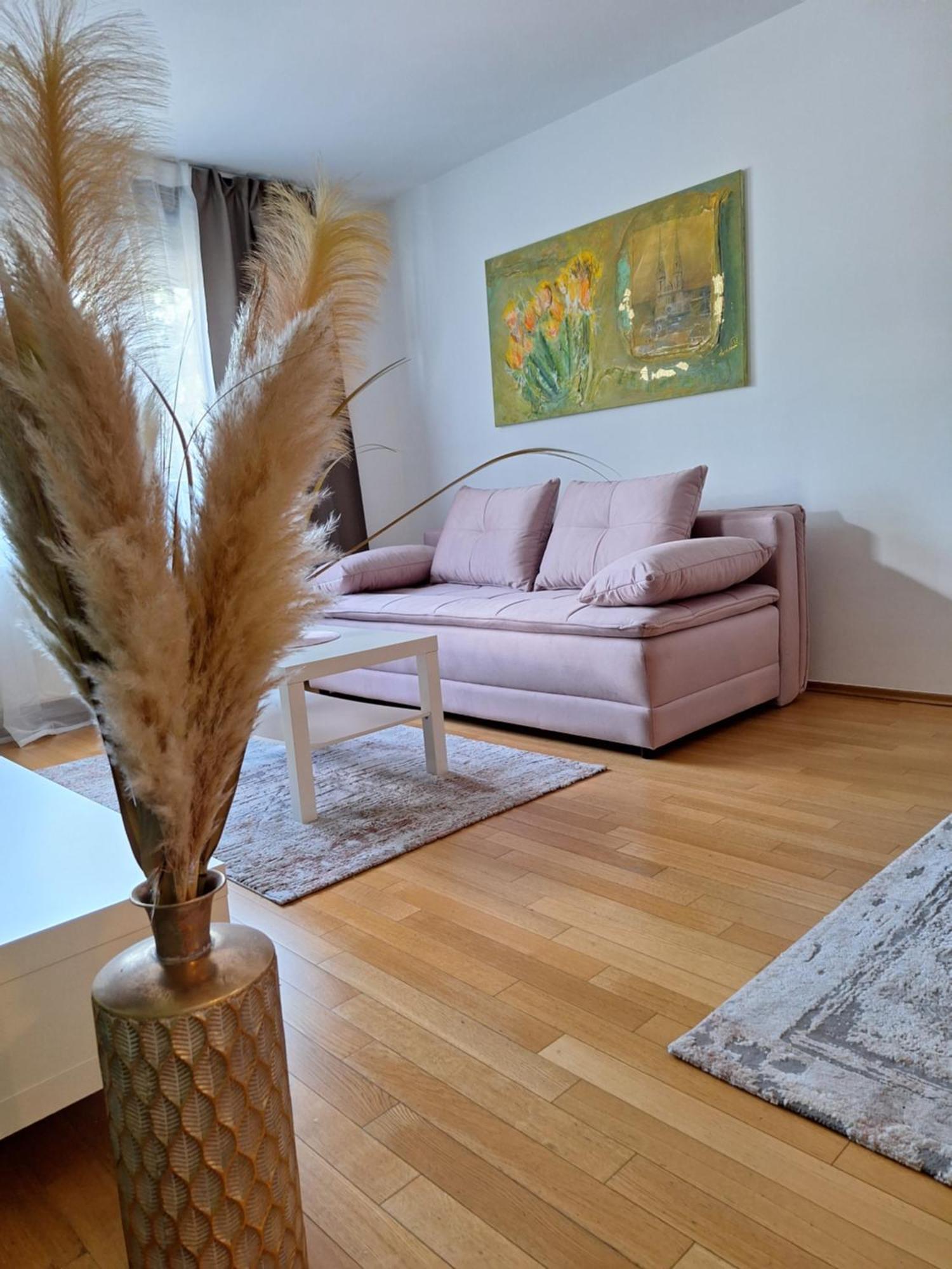 Apartman Lory, Zagreb, Downtown, With Own Parking In The Garage Zewnętrze zdjęcie